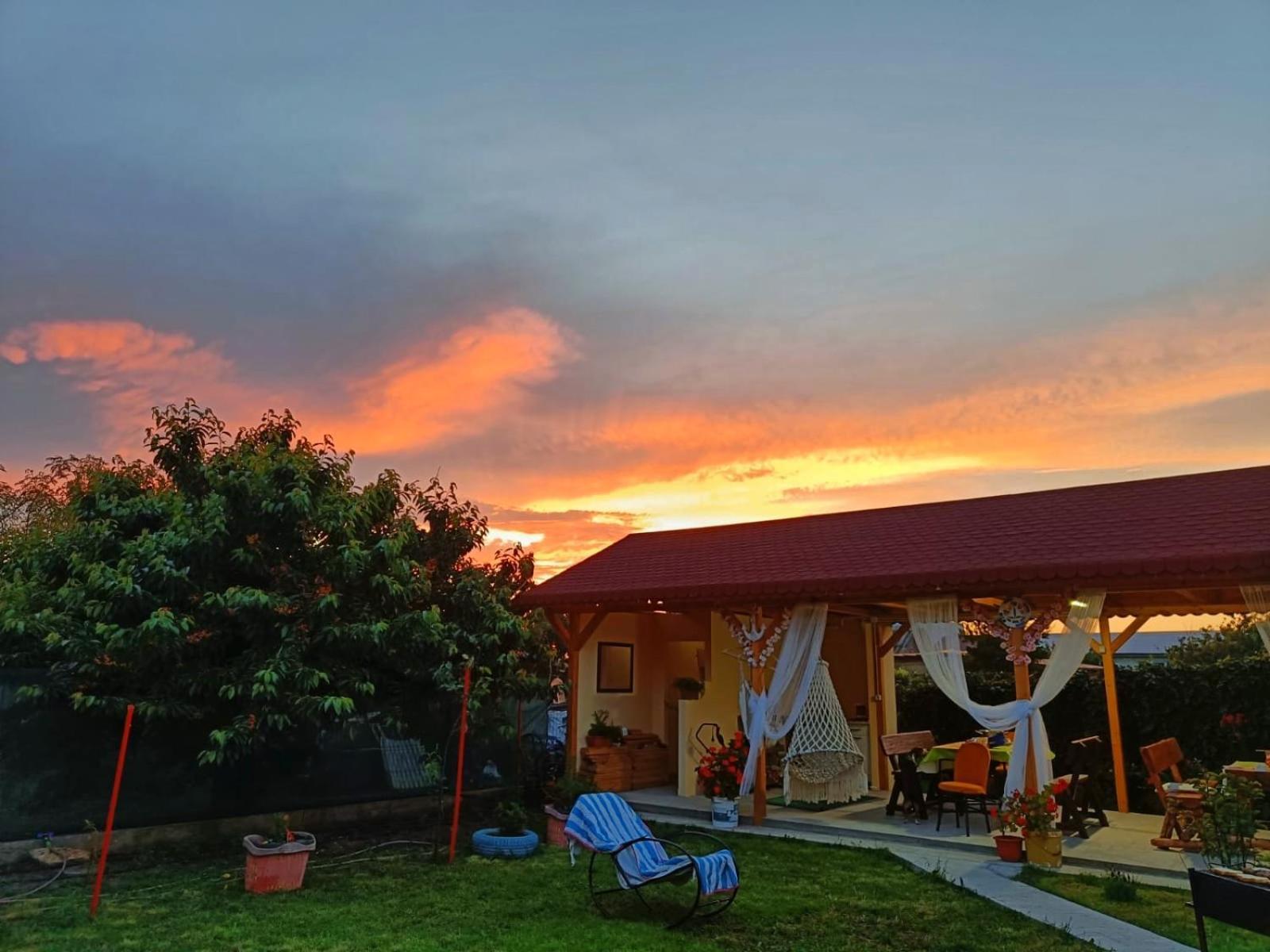 Casa Enka Hotel ตูซลา ภายนอก รูปภาพ